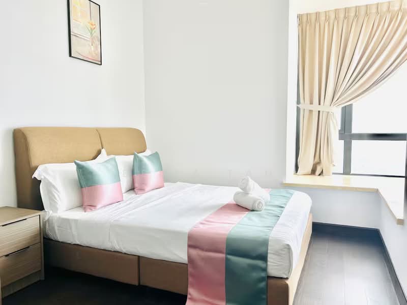 Kondominium untuk Dijual di R&F Princess Cove Phase 2-Seine Region - Bella Tan - Bedroom - PropertyGuru.com.my