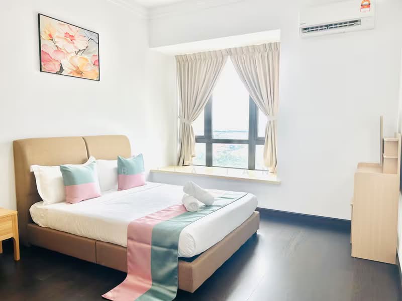 Kondominium untuk Dijual di R&F Princess Cove Phase 2-Seine Region - Bella Tan - Bedroom - PropertyGuru.com.my
