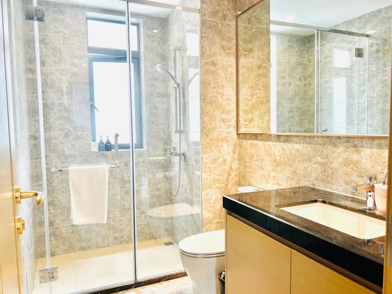 Kondominium untuk Dijual di R&F Princess Cove Phase 2-Seine Region - Bella Tan - Bathroom - PropertyGuru.com.my