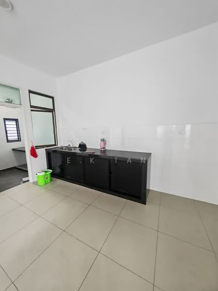 Rumah Teres 2 Tingkat untuk Disewa di Skudai (Johor) - E.K Tan - Kitchen - PropertyGuru.com.my