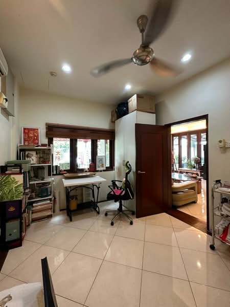 Rumah Berkembar untuk Dijual di Taman Overseas Union (Taman Oug) (Jalan Klang Lama (Old Klang Road)) - Han . - Study - PropertyGuru.com.my