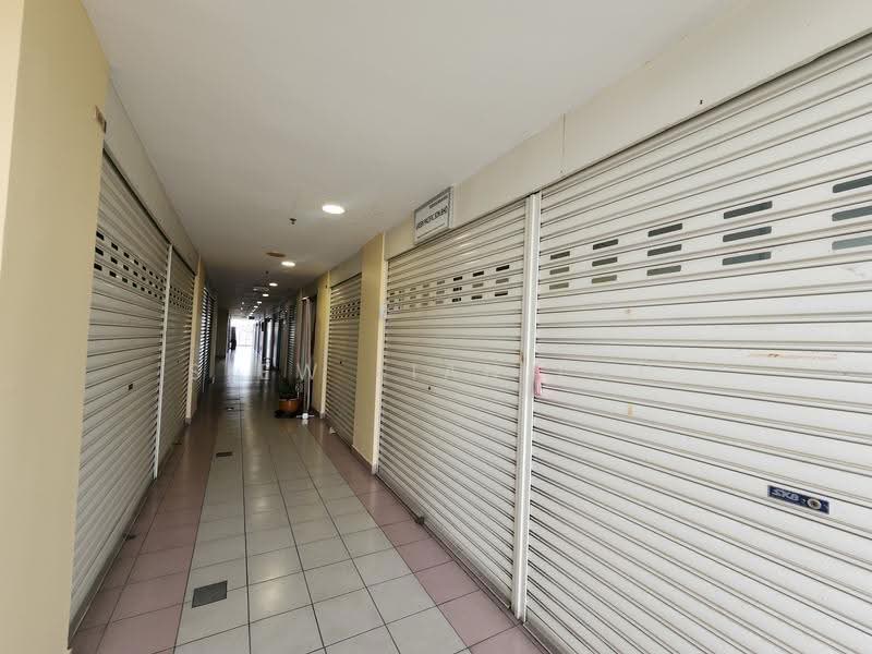 Retail Office for Sale in Petaling Jaya (Selangor) - Marilyn Loh - Corridor - PropertyGuru.com.my