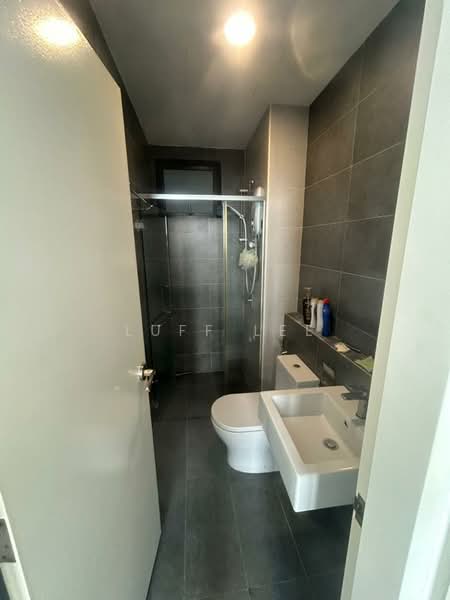 Servis Apartment untuk Disewa di Lavile Kuala Lumpur - Luff Lee - Bathroom - PropertyGuru.com.my