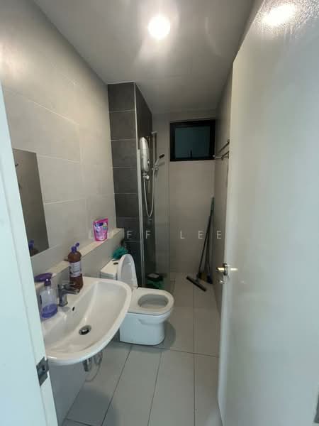 Servis Apartment untuk Disewa di Lavile Kuala Lumpur - Luff Lee - Bathroom - PropertyGuru.com.my