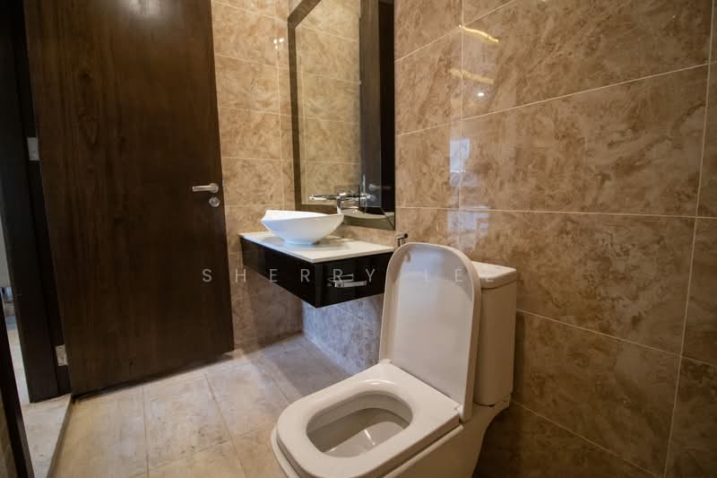 Service Residence for Sale at Dorsett Residences Bukit Bintang - Sherry Lee - Bathroom - PropertyGuru.com.my
