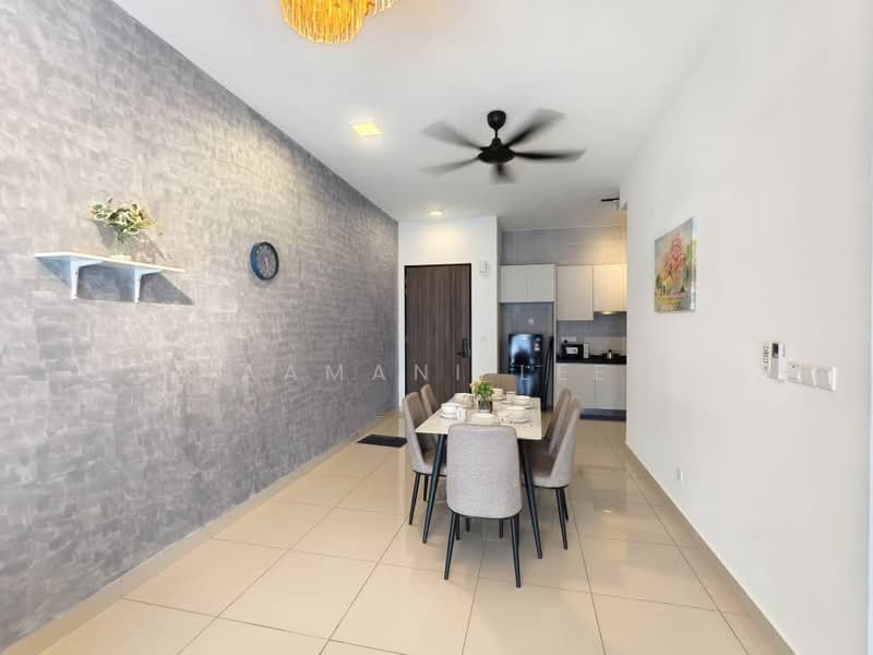 Service Residence for Sale at Twin Tower Residence - Aamani Lee - Dining Room - PropertyGuru.com.my