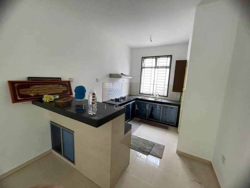 2-storey Terraced House for Sale in Ulu Tiram (Johor) - Eric Lee - Kitchen - PropertyGuru.com.my