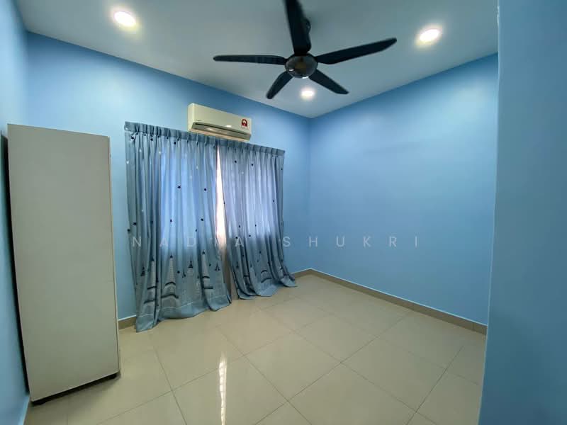 Rumah Teres 2 Tingkat untuk Disewa di Seksyen 13 (Shah Alam) - Nadia Shukri - Bedroom - PropertyGuru.com.my