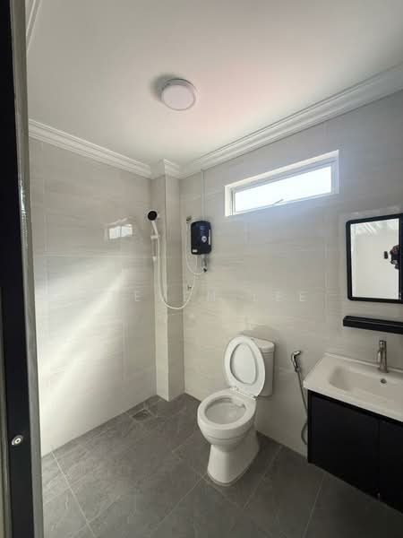 Rumah Teres 2 Tingkat untuk Dijual di Rawang Perdana 2 (Rawang) - Steven Lee - Bathroom - PropertyGuru.com.my