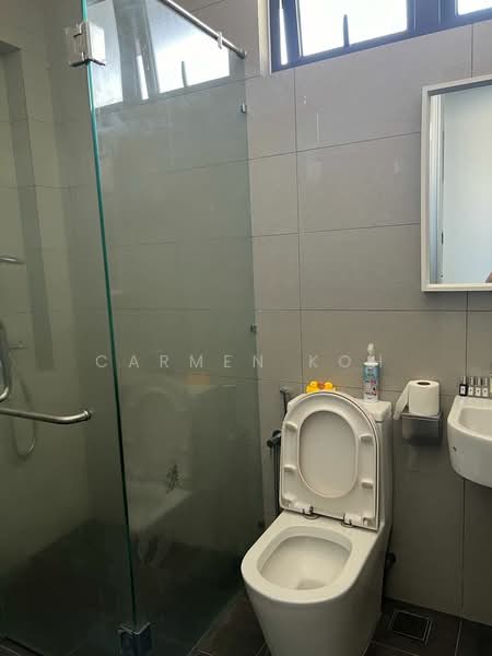 Servis Apartment untuk Disewa di PJ Midtown - Carmen Koh - Bathroom - PropertyGuru.com.my