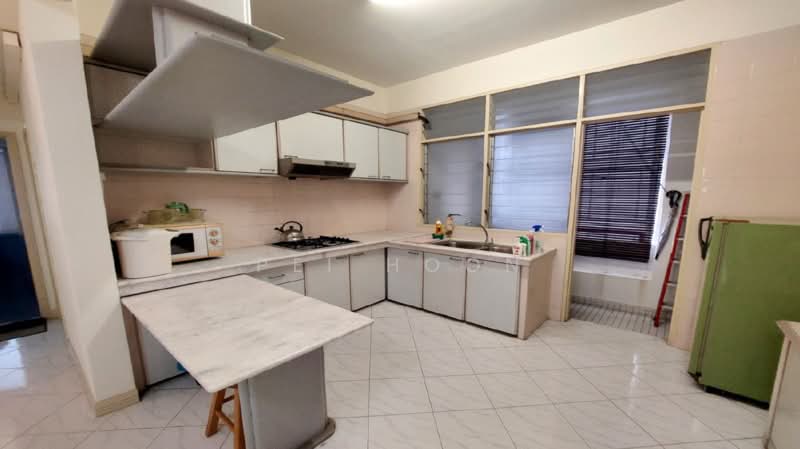 Condominium for Sale at Scotland Park - Pei Hoon - Kitchen - PropertyGuru.com.my
