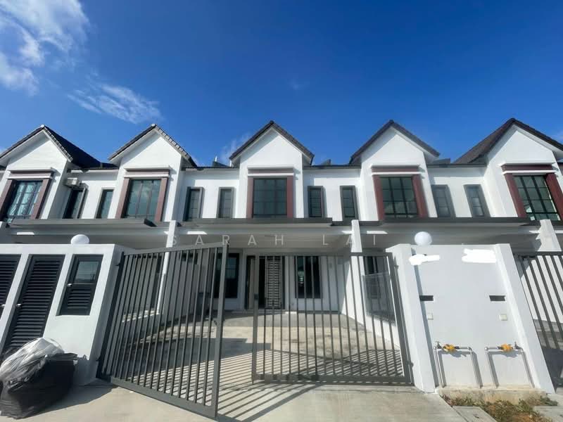 Terraced House for Sale in Bandar Putra (Kulai) - Sarah Lai - Exterior - PropertyGuru.com.my