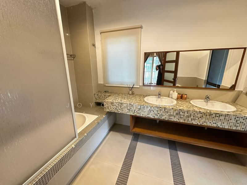 Twin Villa for Sale in Seri Kembangan (Selangor) - Joyce Chan - PropertyGuru.com.my