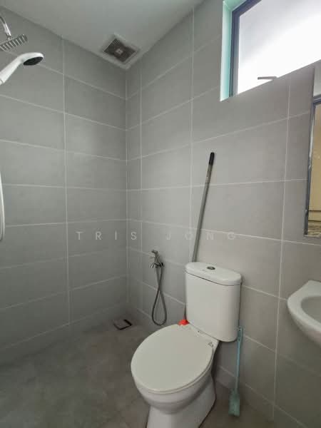 Rumah Banglo untuk Disewa di Kampung Tok Pinang (Serendah) - Tris Jong - Bathroom - PropertyGuru.com.my