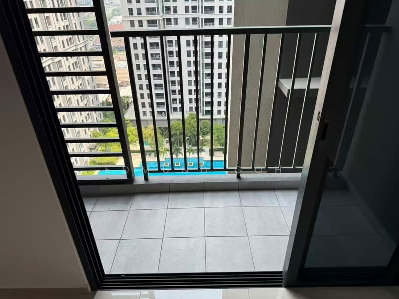 Servis Apartment untuk Dijual di One Equine - Edmund Goh - Balcony - PropertyGuru.com.my