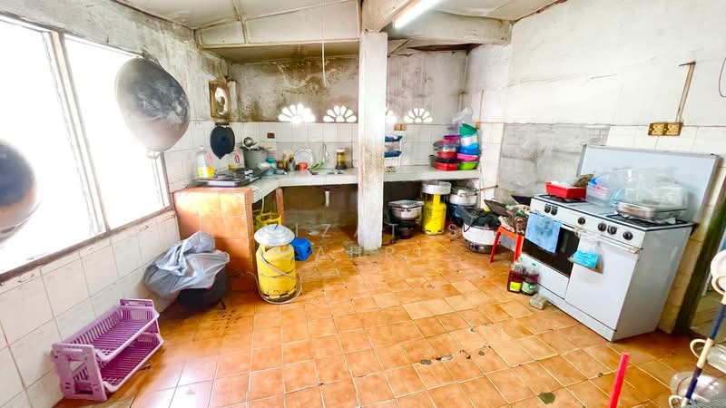 Rumah Teres 1 Tingkat untuk Dijual di Seksyen 24 (Shah Alam) - Mohd Aizat Saiful Bahri - Kitchen - PropertyGuru.com.my