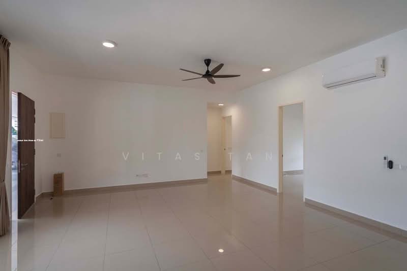 Rumah Bandar untuk Disewa di Eco Ardence (Setia Alam) - Vitas Tan - Living Room - PropertyGuru.com.my