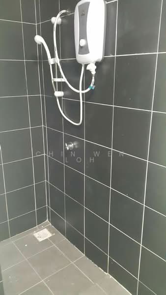 Service Residence for Sale at The Zizz @ Damansara North - Chin Wen Loh - Bathroom - PropertyGuru.com.my