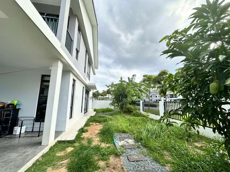Rumah Teres untuk Dijual di Iskandar Puteri (Nusajaya) (Johor) - Aamani Lee - Exterior - PropertyGuru.com.my