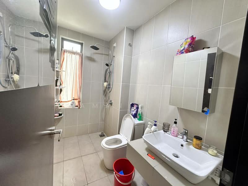 Rumah Teres untuk Dijual di Iskandar Puteri (Nusajaya) (Johor) - Aamani Lee - Bathroom - PropertyGuru.com.my