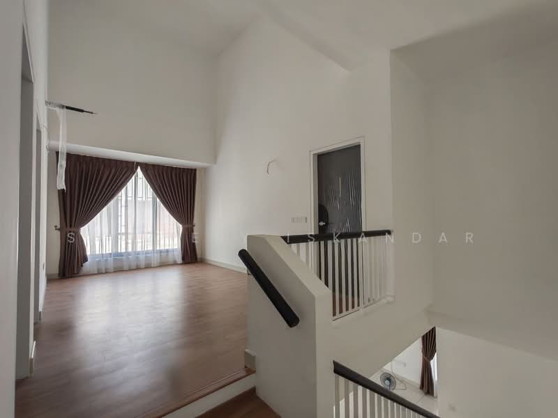 Rumah Teres 2 Tingkat untuk Dijual di Elmina (Shah Alam) - Shaziery Iskandar - Living Room - PropertyGuru.com.my