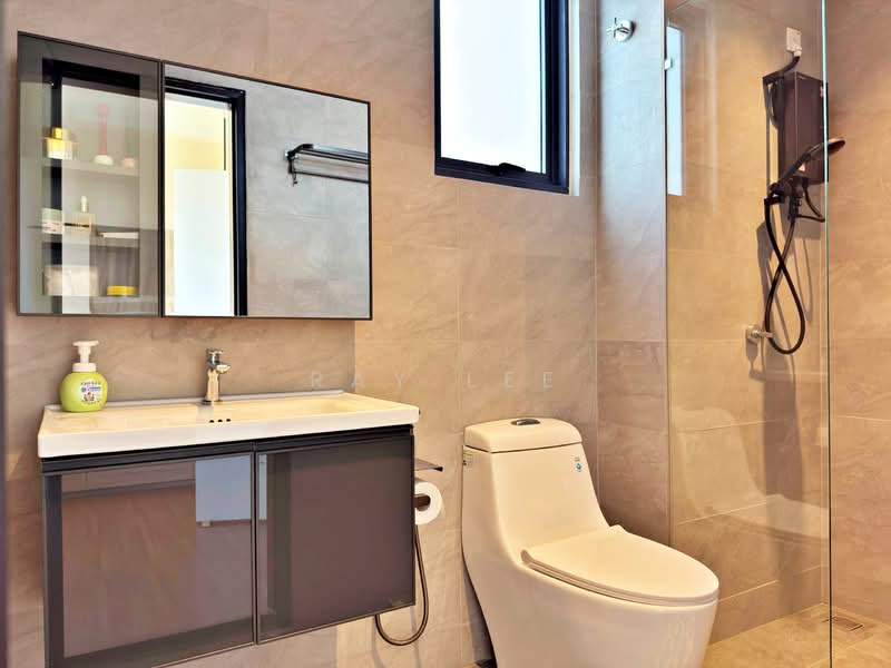 Service Residence for Sale at Sunsuria Forum - Ray Lee - Bathroom - PropertyGuru.com.my