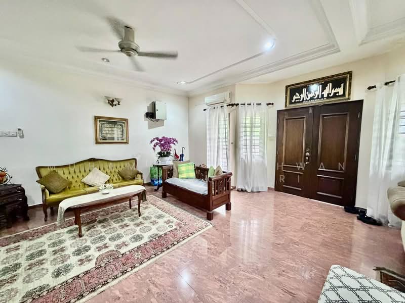 Bungalow for Sale in SS1 (Petaling Jaya) - Muhammad Ridhwan Mohd Huzairi - Living Room - PropertyGuru.com.my
