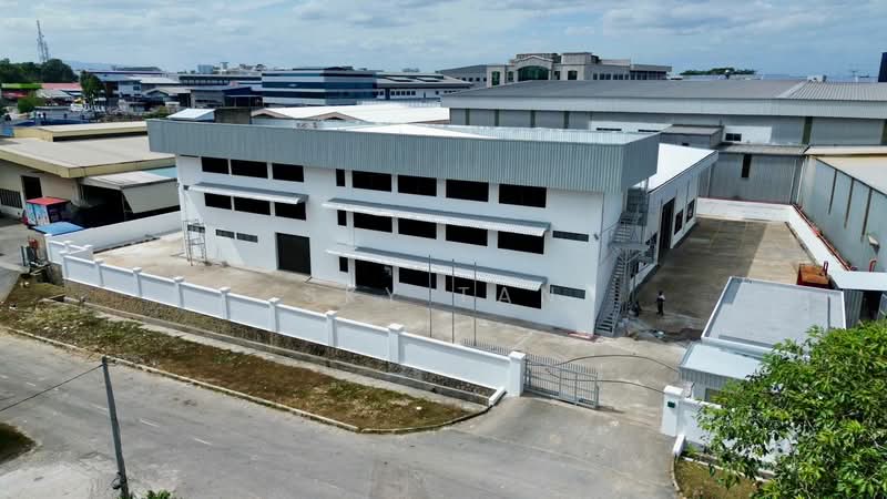 Kilang untuk Disewa di Kawasan Perindustrian Dewani (Johor Bahru) - Sky Tan - Exterior - PropertyGuru.com.my