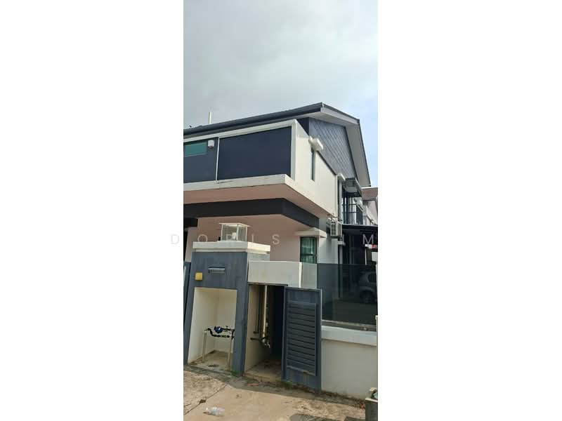 Cluster House for Sale in Bandar Rimbayu (Telok Panglima Garang) - Doris Lim - Exterior - PropertyGuru.com.my