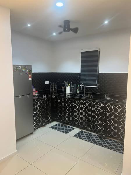 Kondominium untuk Disewa di Sky Awani Residensi 5 - Syahrim Naim - Kitchen - PropertyGuru.com.my