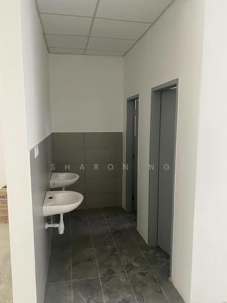 Shop for Rent in Austin Crest (Johor Bahru) - Sharon Ng - Corridor - PropertyGuru.com.my