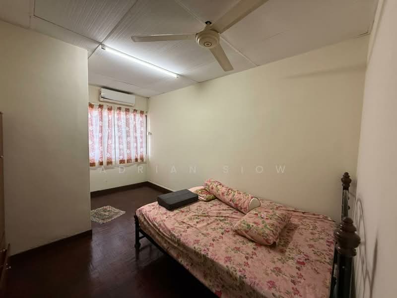 2-storey Terraced House for Sale in Kepong (Kuala Lumpur) - Adrian Siow - Bedroom - PropertyGuru.com.my