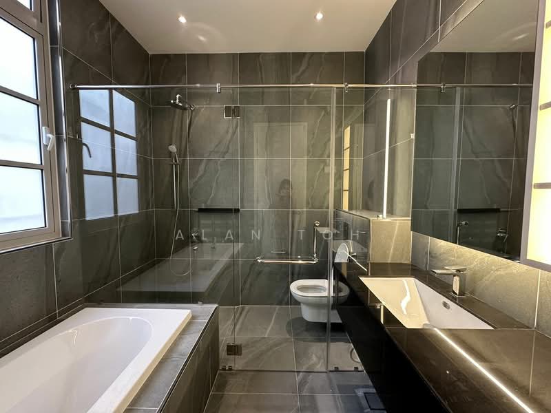 Rumah Kluster untuk Dijual di Taman Ekoflora (Johor Bahru) - Alan Toh - Bathroom - PropertyGuru.com.my