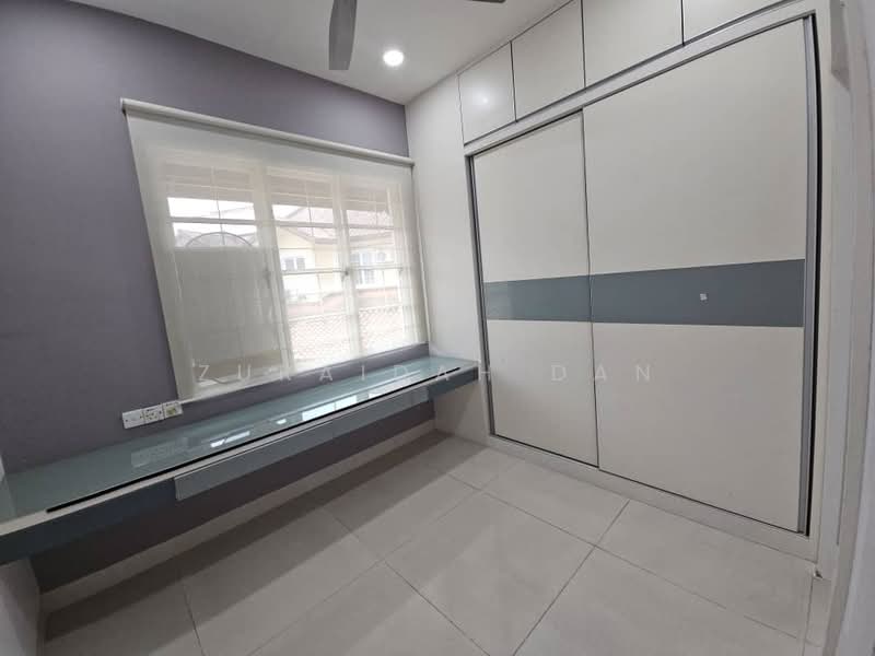 For Sale - Bandar Tun Hussein Onn