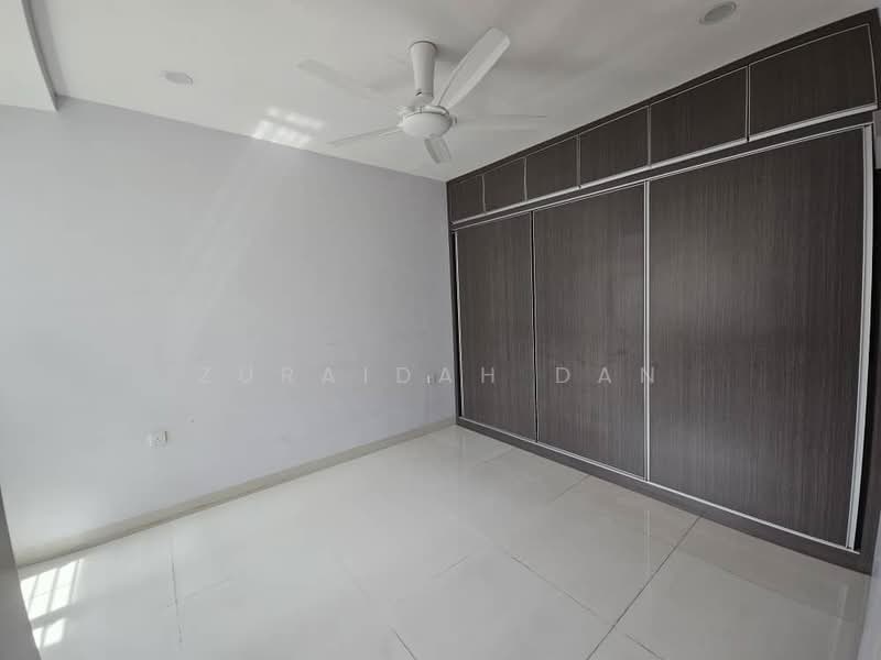 For Sale - Bandar Tun Hussein Onn