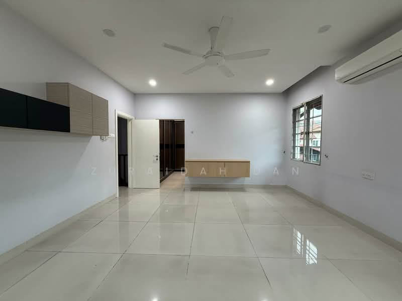Rumah Berkembar untuk Dijual di Bandar Tun Hussein Onn (Cheras) - Zuraidah Dan - Bedroom - PropertyGuru.com.my