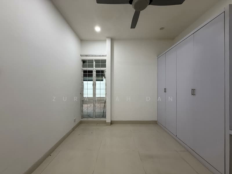 Rumah Berkembar untuk Dijual di Bandar Tun Hussein Onn (Cheras) - Zuraidah Dan - Bedroom - PropertyGuru.com.my