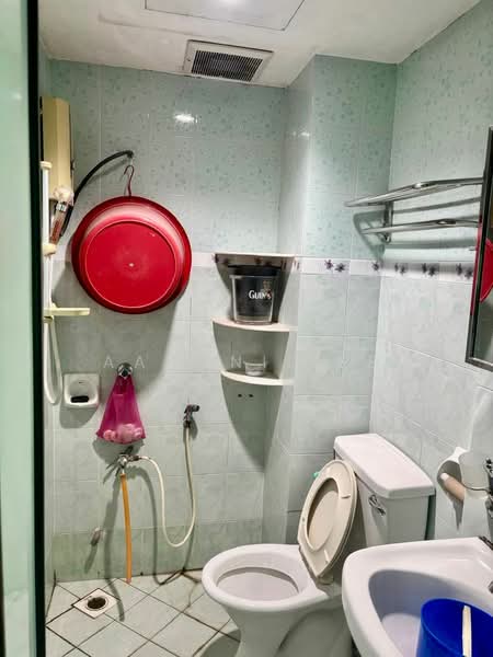 Pangsapuri untuk Disewa di Bayu Puteri 1 - Aamani Lee - Bathroom - PropertyGuru.com.my