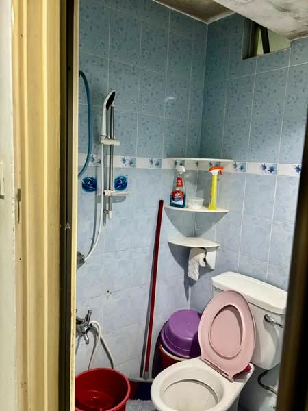Pangsapuri untuk Disewa di Bayu Puteri 1 - Aamani Lee - Bathroom - PropertyGuru.com.my
