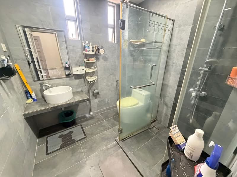 Rumah Teres 2 Tingkat untuk Dijual di Kota Emerald (Rawang) - Tiffany Yang - Bathroom - PropertyGuru.com.my
