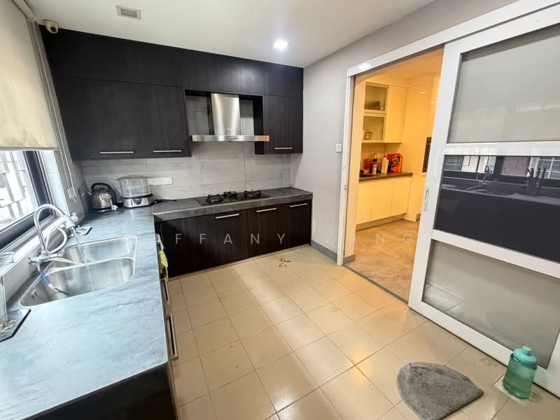 Rumah Teres 2 Tingkat untuk Dijual di Kota Emerald (Rawang) - Tiffany Yang - Kitchen - PropertyGuru.com.my