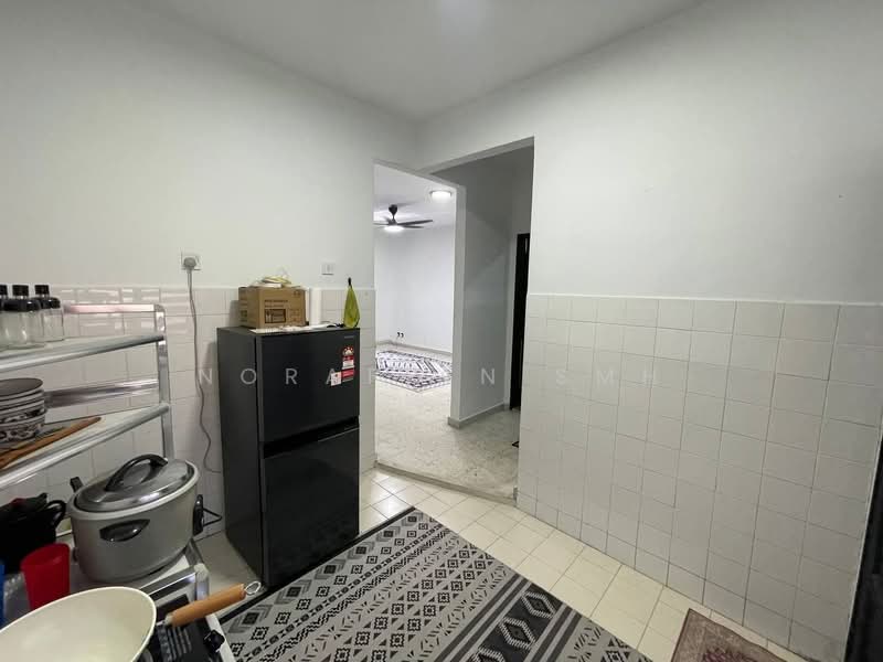2-storey Terraced House for Sale in Bukit Sentosa (Rawang) - Norafian SMH - Kitchen - PropertyGuru.com.my