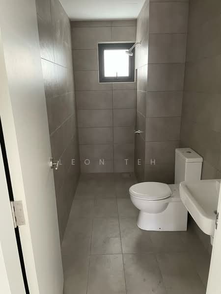 Service Residence for Sale at Savio @ Riana Dutamas - Leon Teh - Bathroom - PropertyGuru.com.my