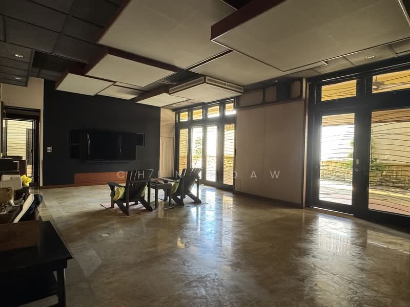 Bungalow for Sale in Petaling Jaya (Selangor) - Chen Hoaw - Living Room - PropertyGuru.com.my