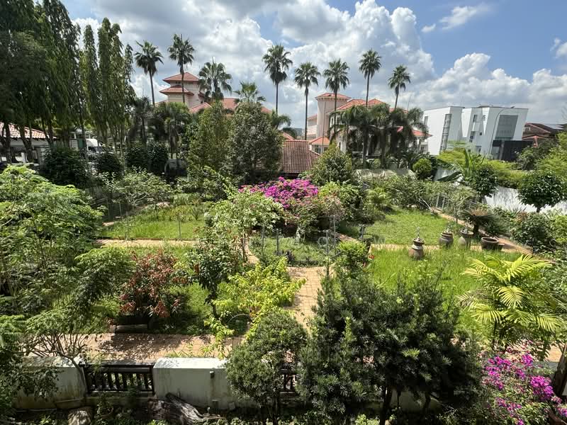 Bungalow for Sale in Petaling Jaya (Selangor) - Chen Hoaw - Exterior - PropertyGuru.com.my