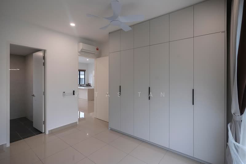 Rumah Bandar untuk Disewa di Eco Ardence (Setia Alam) - Vitas Tan - Bedroom - PropertyGuru.com.my
