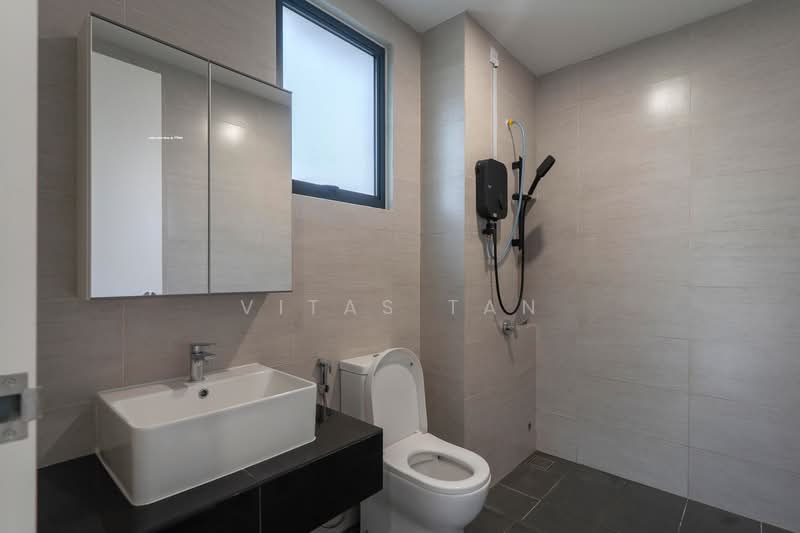 Rumah Bandar untuk Disewa di Eco Ardence (Setia Alam) - Vitas Tan - Bathroom - PropertyGuru.com.my