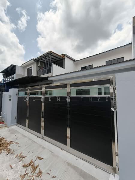 Rumah Teres 2 Tingkat untuk Dijual di Taman Ungku Tun Aminah (Skudai) - Queena Thye - Exterior - PropertyGuru.com.my