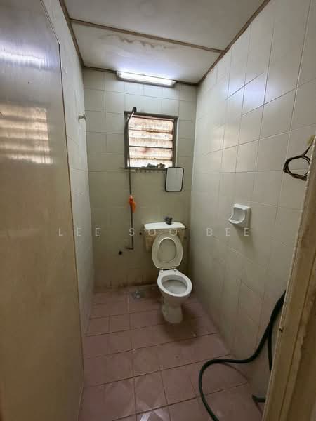2-storey Terraced House for Sale in Taman Puchong Perdana (Puchong) - Lee Soo Bee - Bathroom - PropertyGuru.com.my