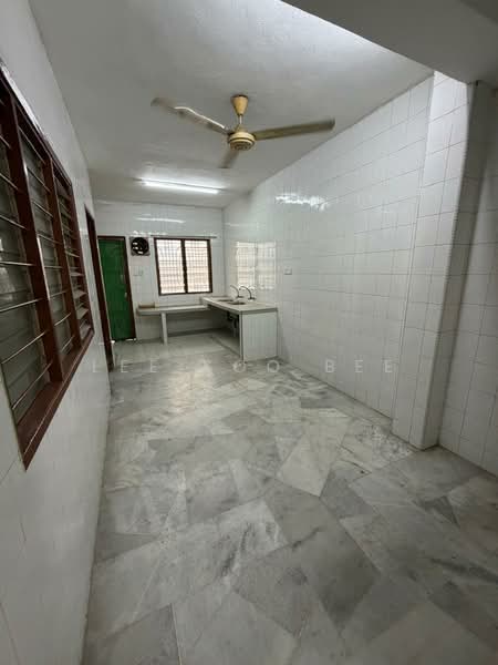 2-storey Terraced House for Sale in Taman Puchong Perdana (Puchong) - Lee Soo Bee - Kitchen - PropertyGuru.com.my